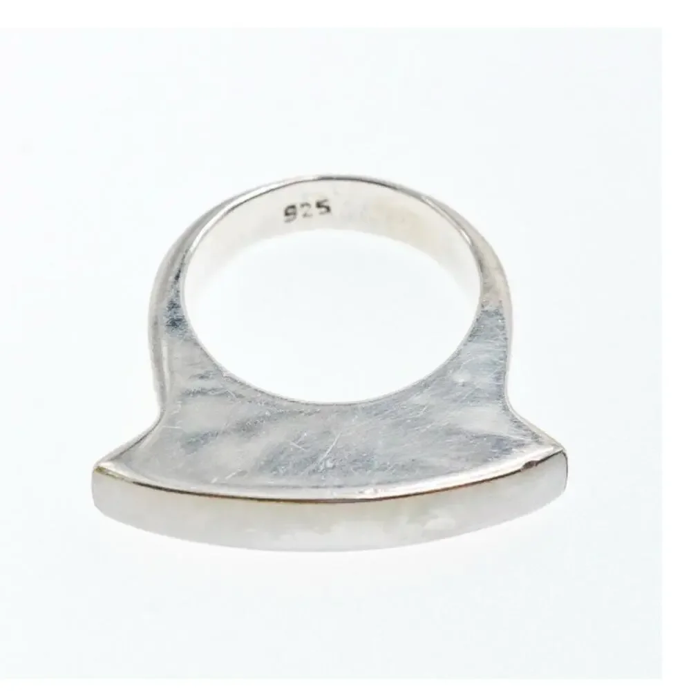 925 Sterling Silver Mother OF Pearl Ring Size 8.5